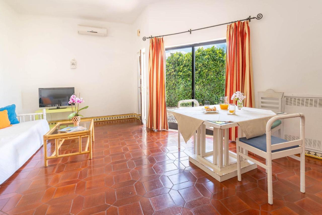 Pateo Apartments (Adults Only) Albufeira Esterno foto